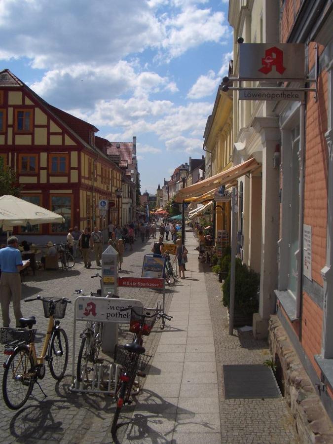 Ferienwohnung Hafendomicil Kleines Meer Waren  Exterior foto