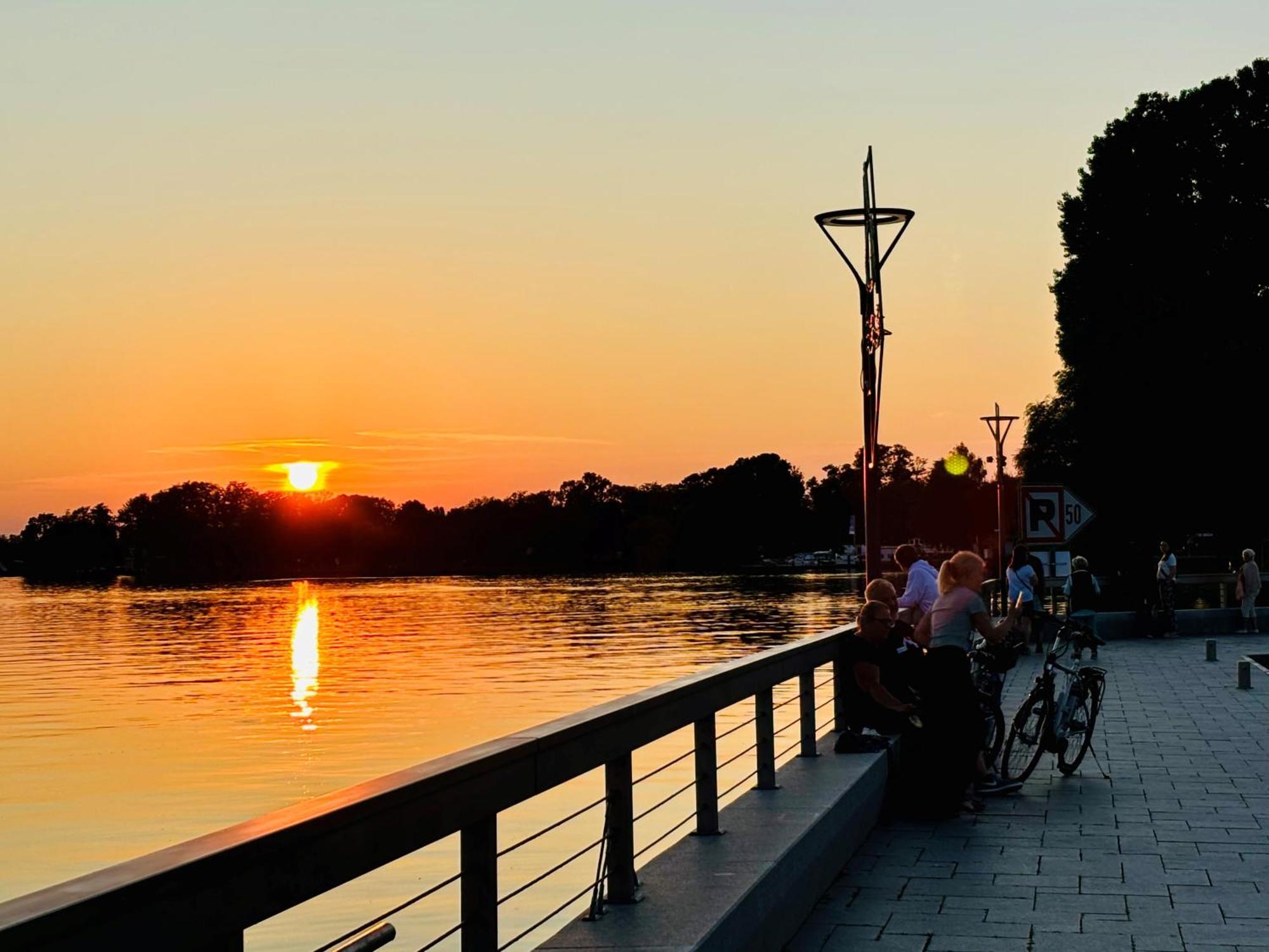 Ferienwohnung Hafendomicil Kleines Meer Waren  Exterior foto